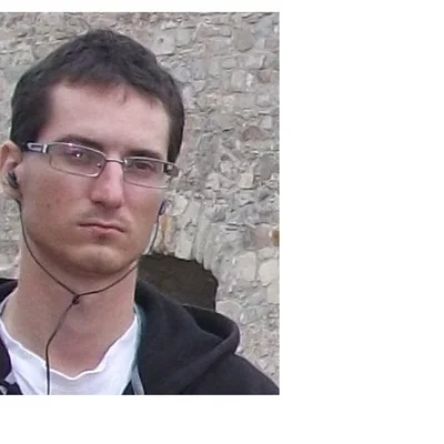 László