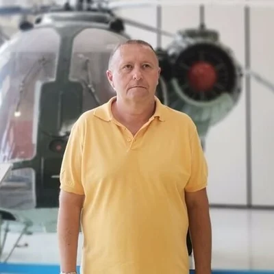 András