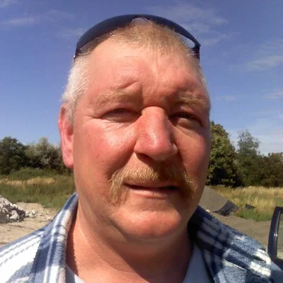 József