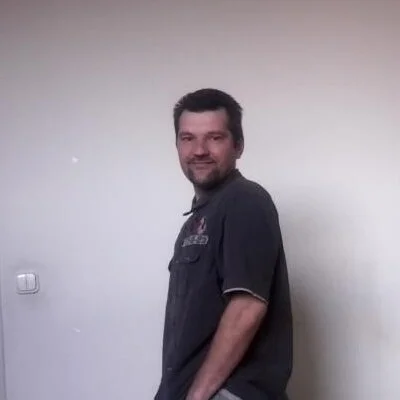 László