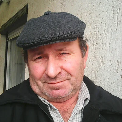 László, Homrogd