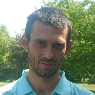 László