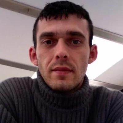 László