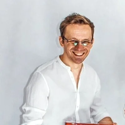 Péter