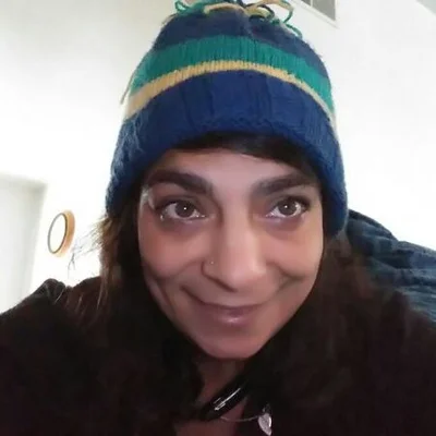 Adél