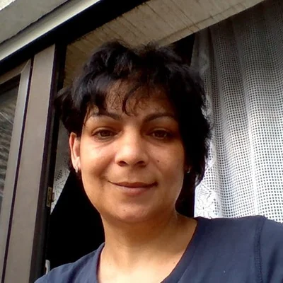 Adél