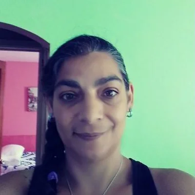 Adél