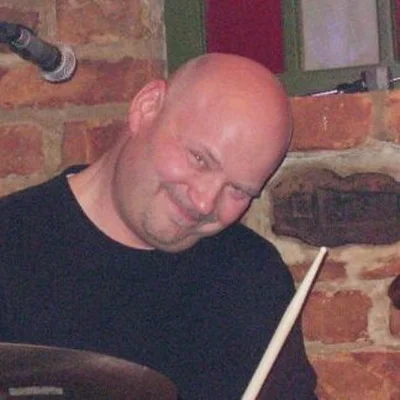 László