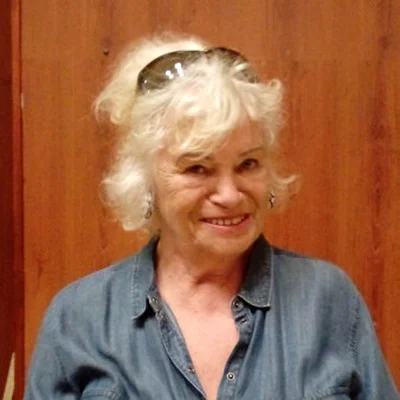 Emília