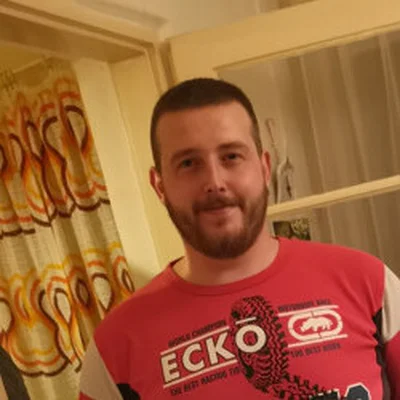Tamás