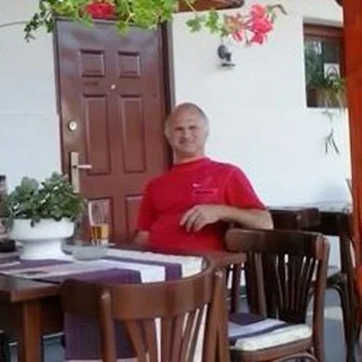 József