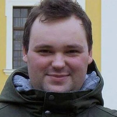 László