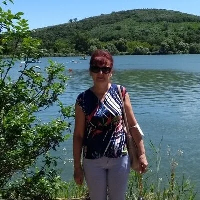 Éva