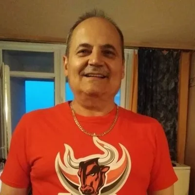 János