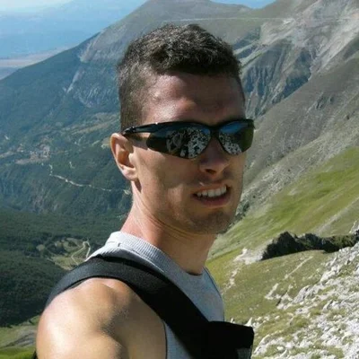Péter