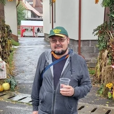 László