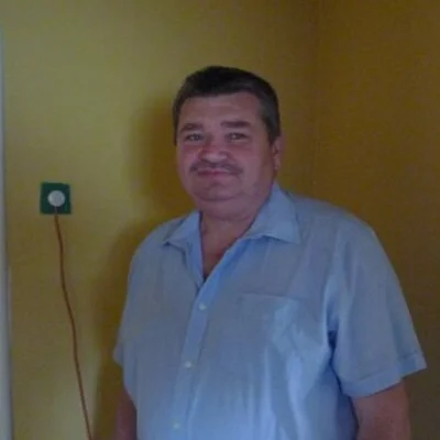 István, Baja