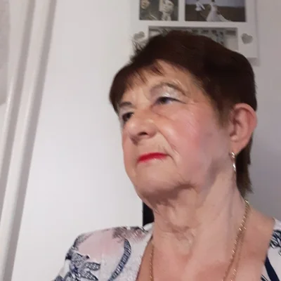 Erzsi
