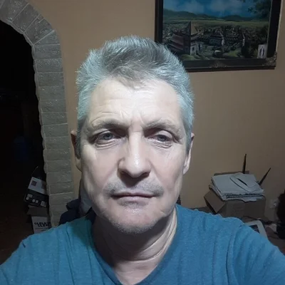 László