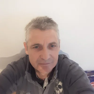 László