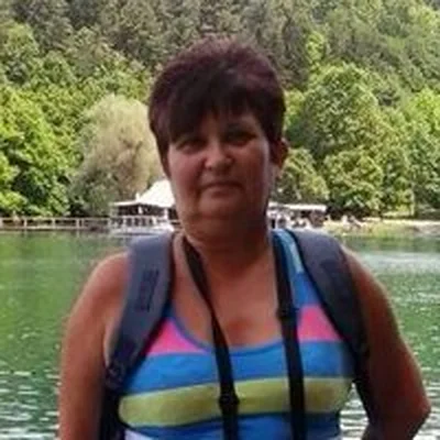 Mária, Komló