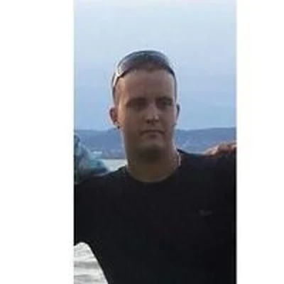 Ákos