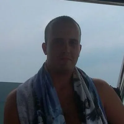 Ákos