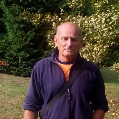 József
