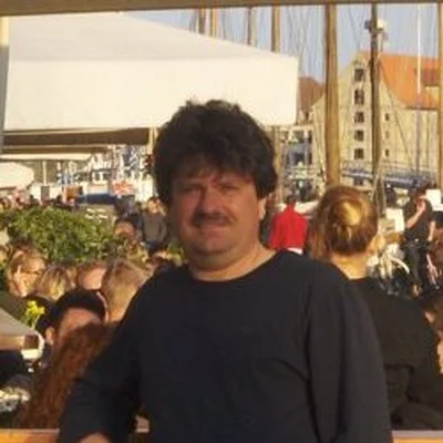 Wulfi, Miskolc