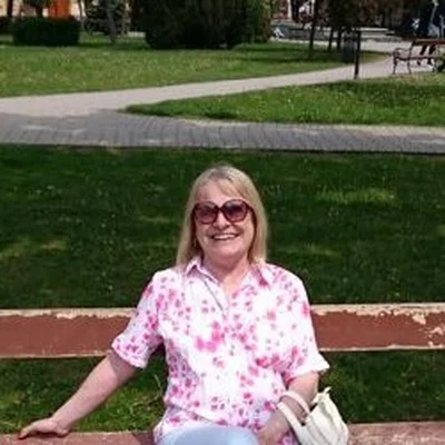 Éva
