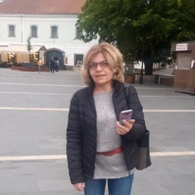 Éva, Veresegyház