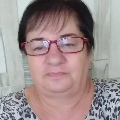 Lia, Szolnok