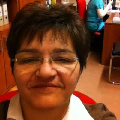 Erzsi
