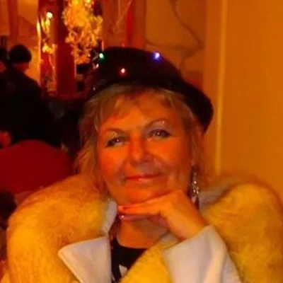 Éva