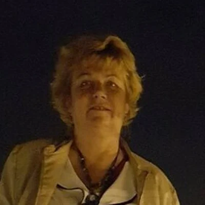 Éva