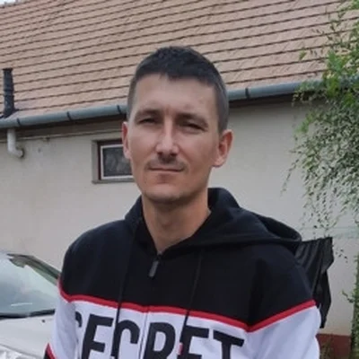 János