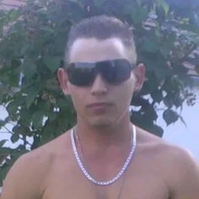 LÁSZLO