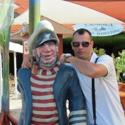 Ádám