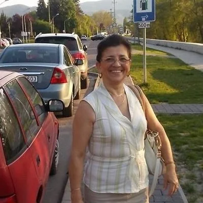 Éva