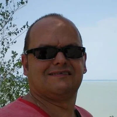 István, Budapest