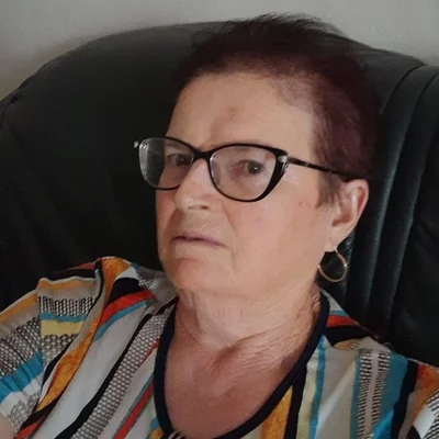 Katalin, Akasztó