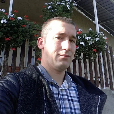 János