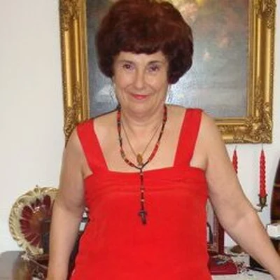 Éva