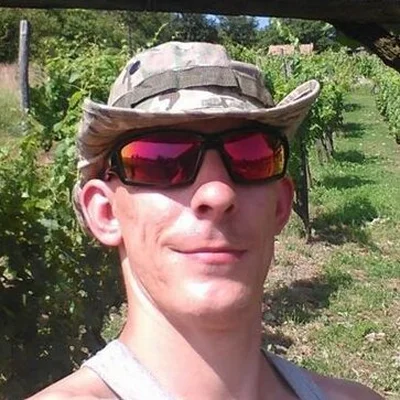 Tüzes