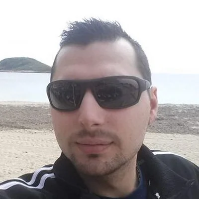 Ádám