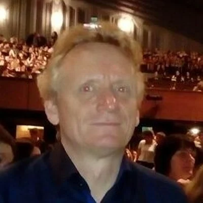 József