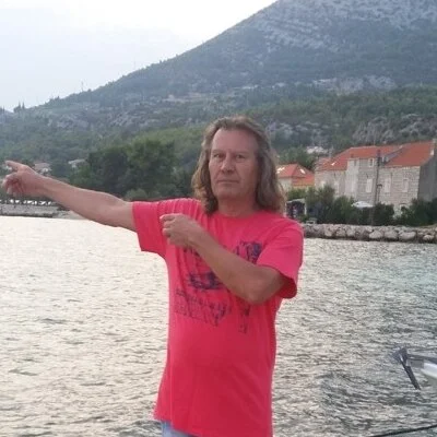 Ferenc, Ada
