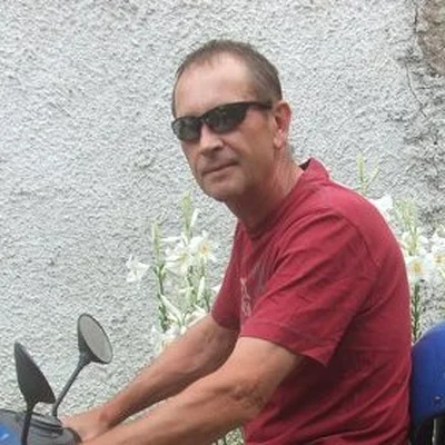 György