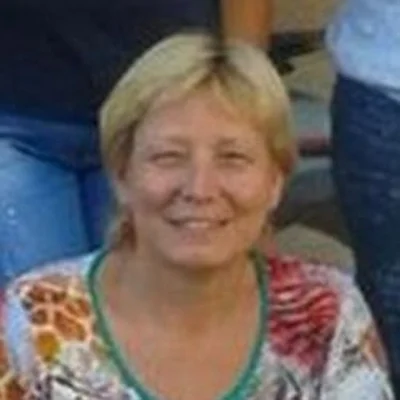 Lizzy, Vecsés