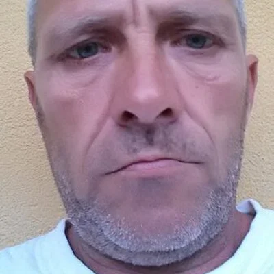 László
